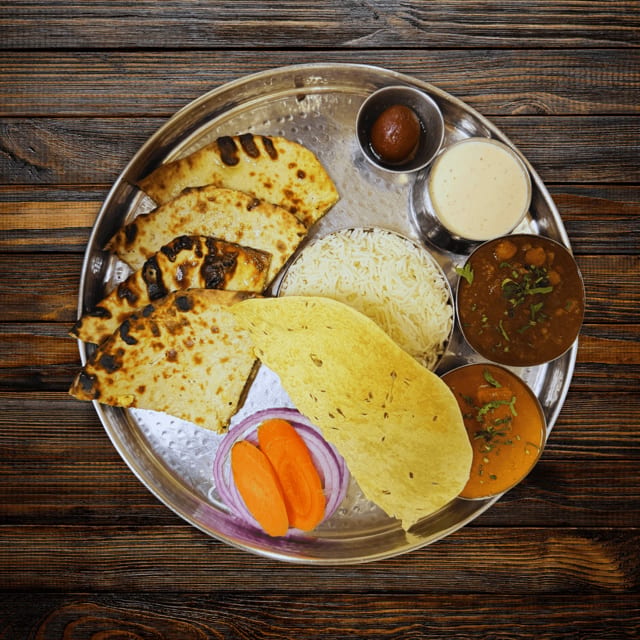 Amritsari Kulcha Thali.